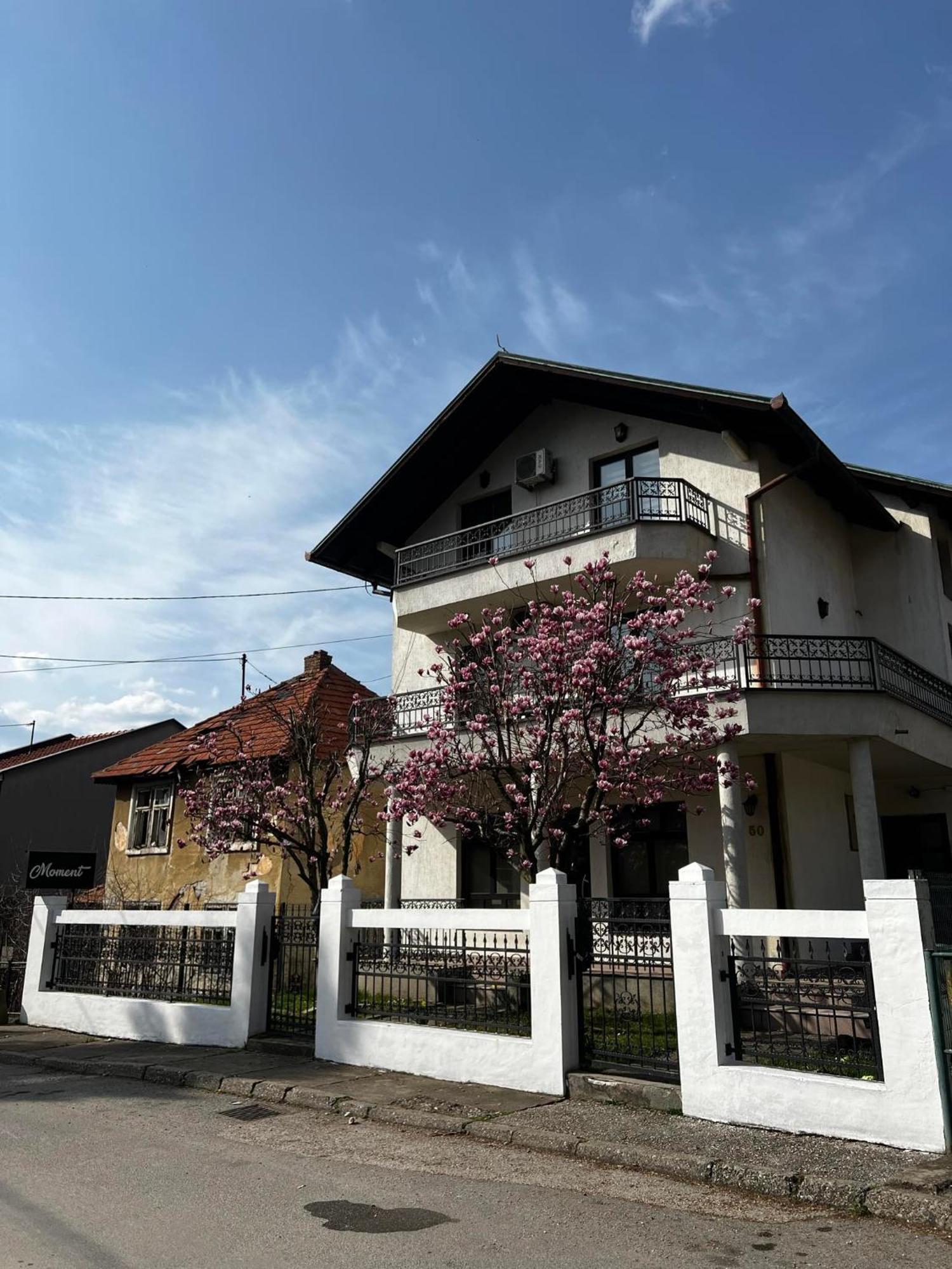 Hostel Tuzla Exterior photo