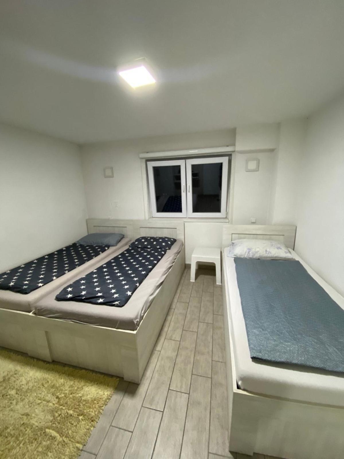 Hostel Tuzla Exterior photo